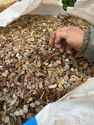 Златолит персиковый декоративная каменная крошка купить в Магаданской области