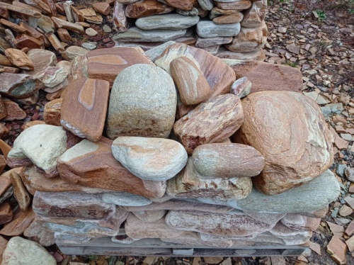 Златолит жёлтый, жёлто-зелёный глыбки и валуны для ланшафтного дизайна купить в Магаданской области