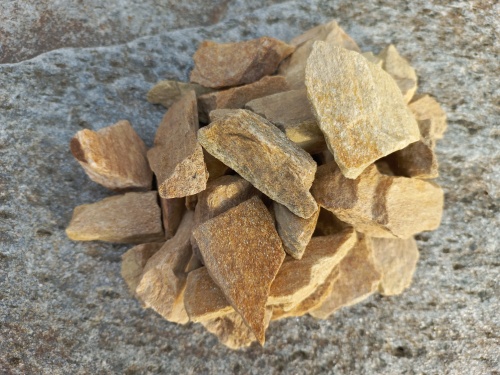 Златолит жёлтый декоративная каменная крошка купить в Магаданской области