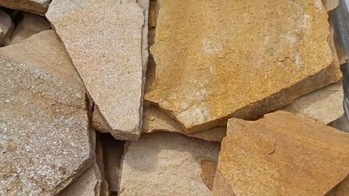 Плитняк златолит жёлтый для фасада 1,5-3 см купить в Магаданской области