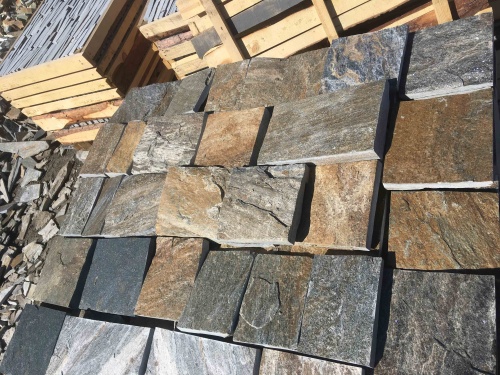 Плитка пилёная златолит Уральский для цоколя, отмостки купить в Магаданской области