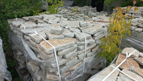 Гранитный плитняк галтованный для парковки купить в Магаданской области