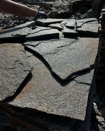 Плитняк златолит серебристый для фасада купить в Магаданской области